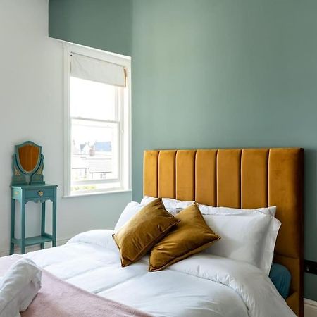 Stylish Beachfront Apartment, Sweeping Ocean Views And Luxury Touches Herne Bay Exteriér fotografie