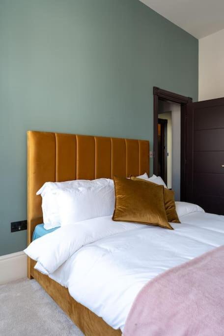 Stylish Beachfront Apartment, Sweeping Ocean Views And Luxury Touches Herne Bay Exteriér fotografie